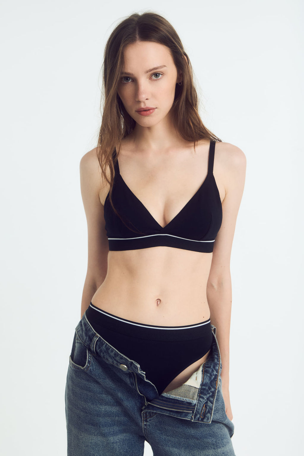 Colaless Kalia