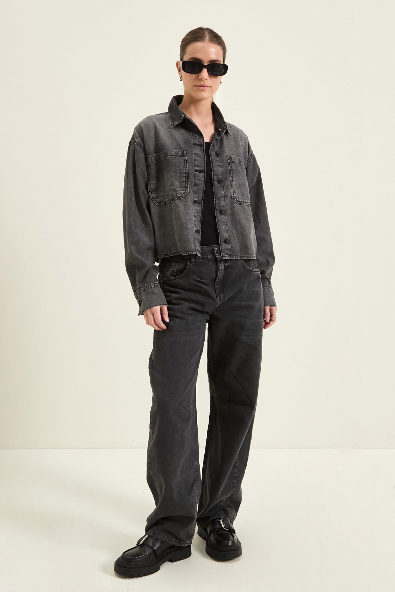 Camisa Crop Denim Black