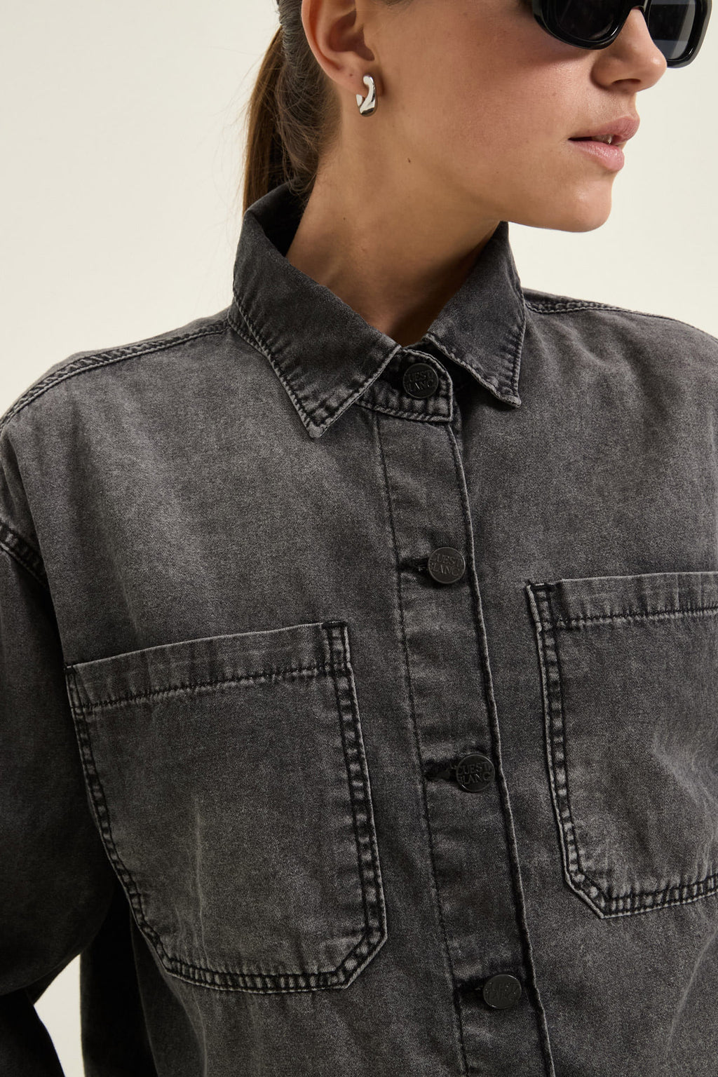 Camisa Crop Denim Black