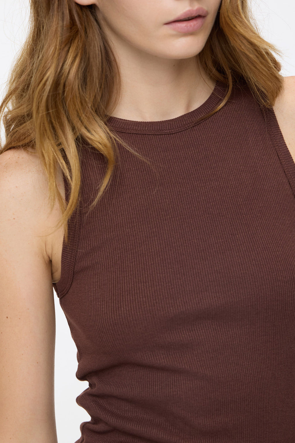 Musculosa Elira
