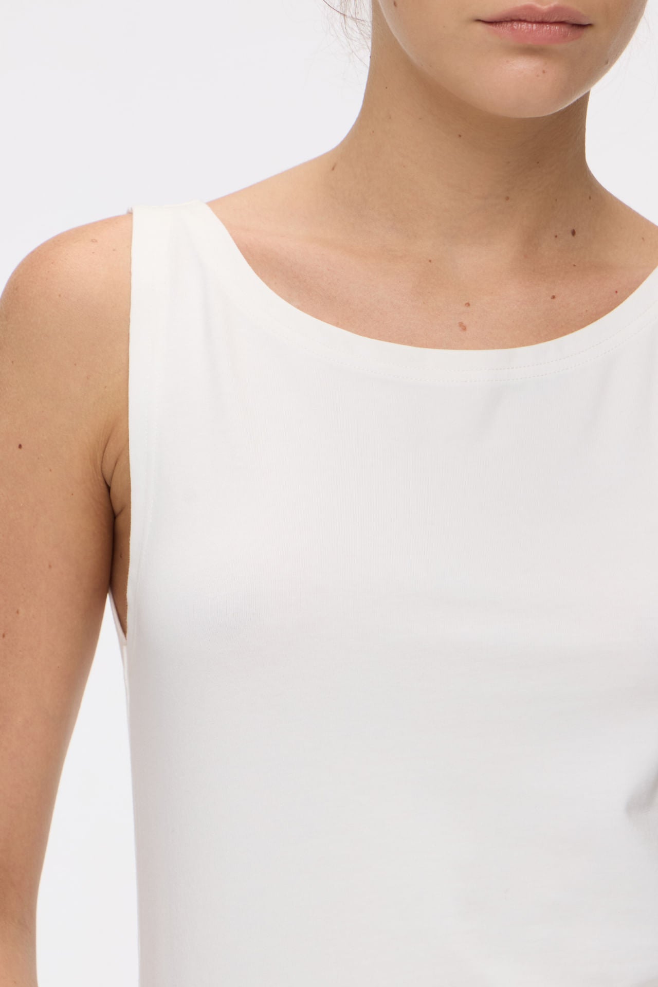 Musculosa Nina