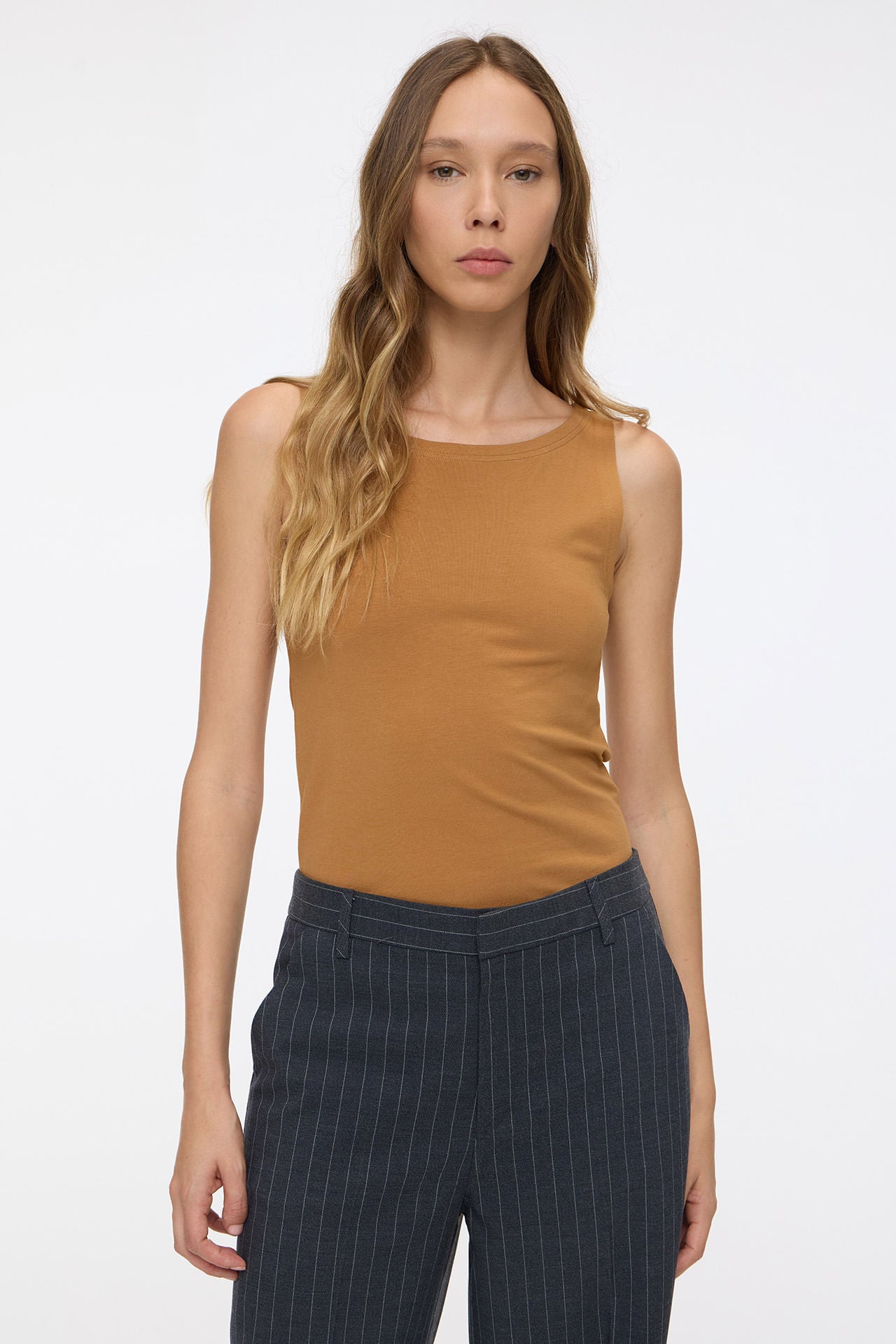 Musculosa Nina