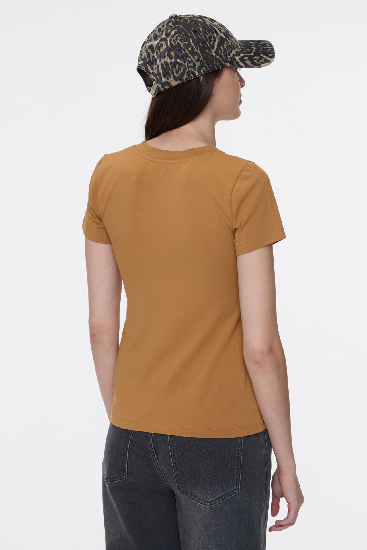 Remera Ariana