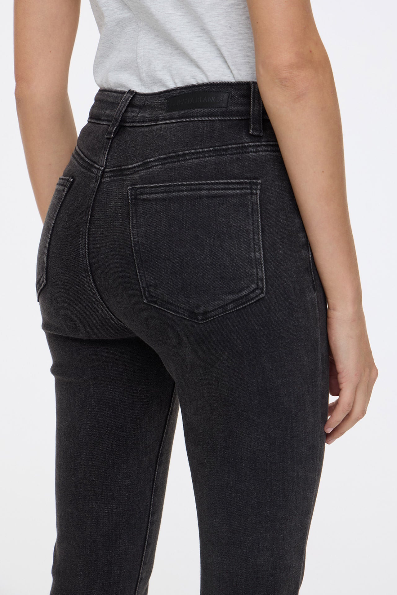Skinny Mid Rise Black