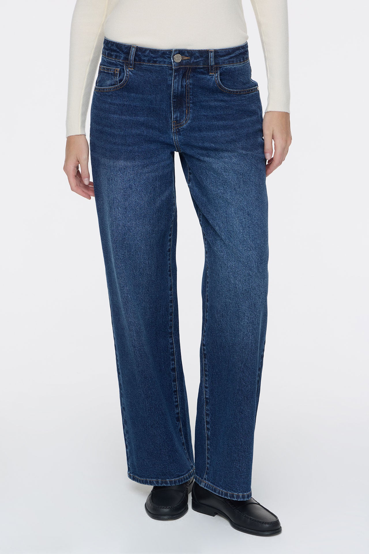 Straight Basic Dark Blue