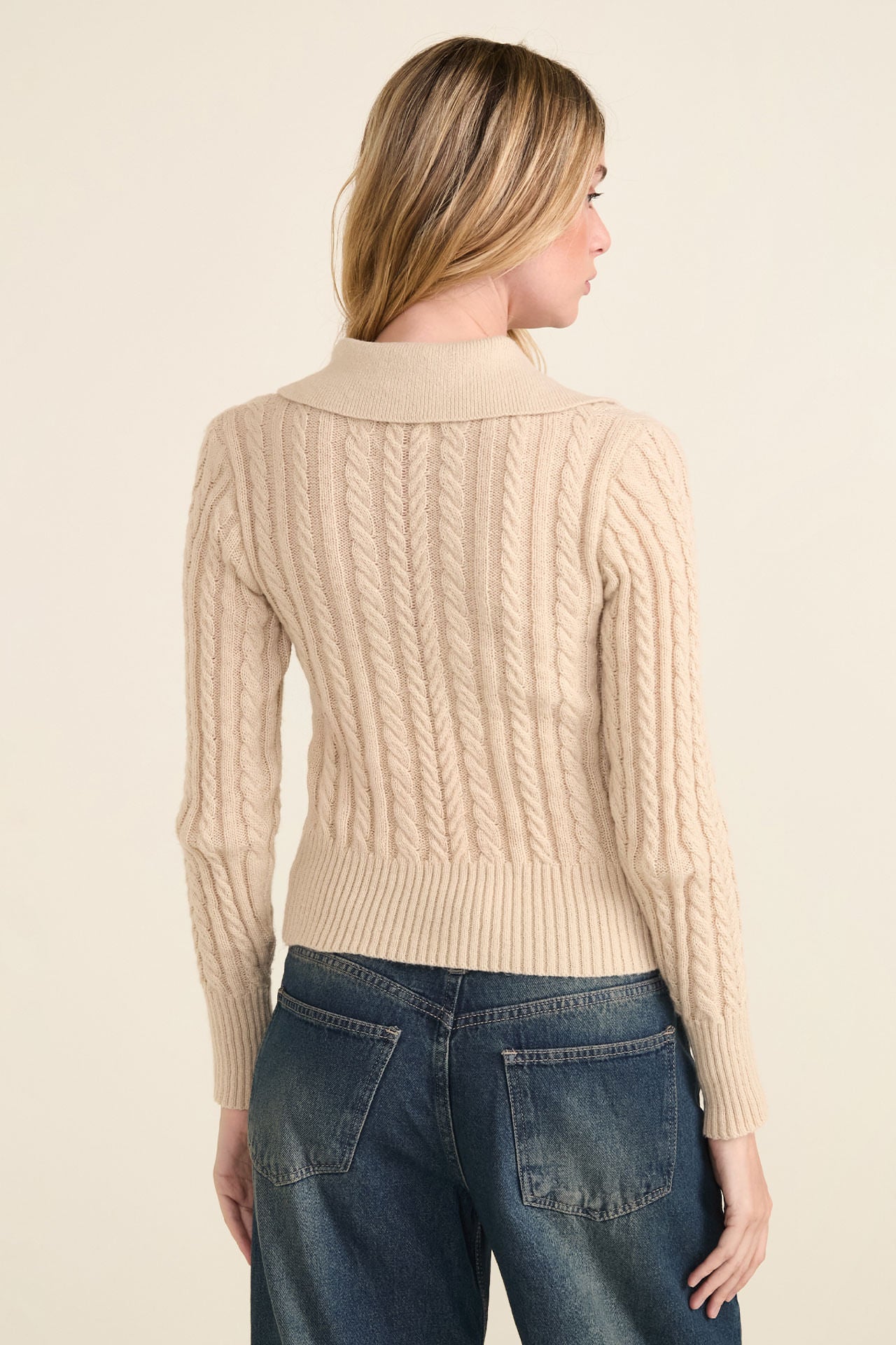 Sweater Rabit