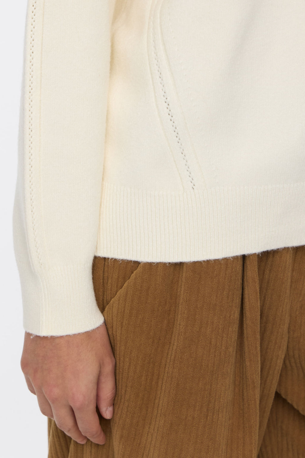 Sweater Sijan
