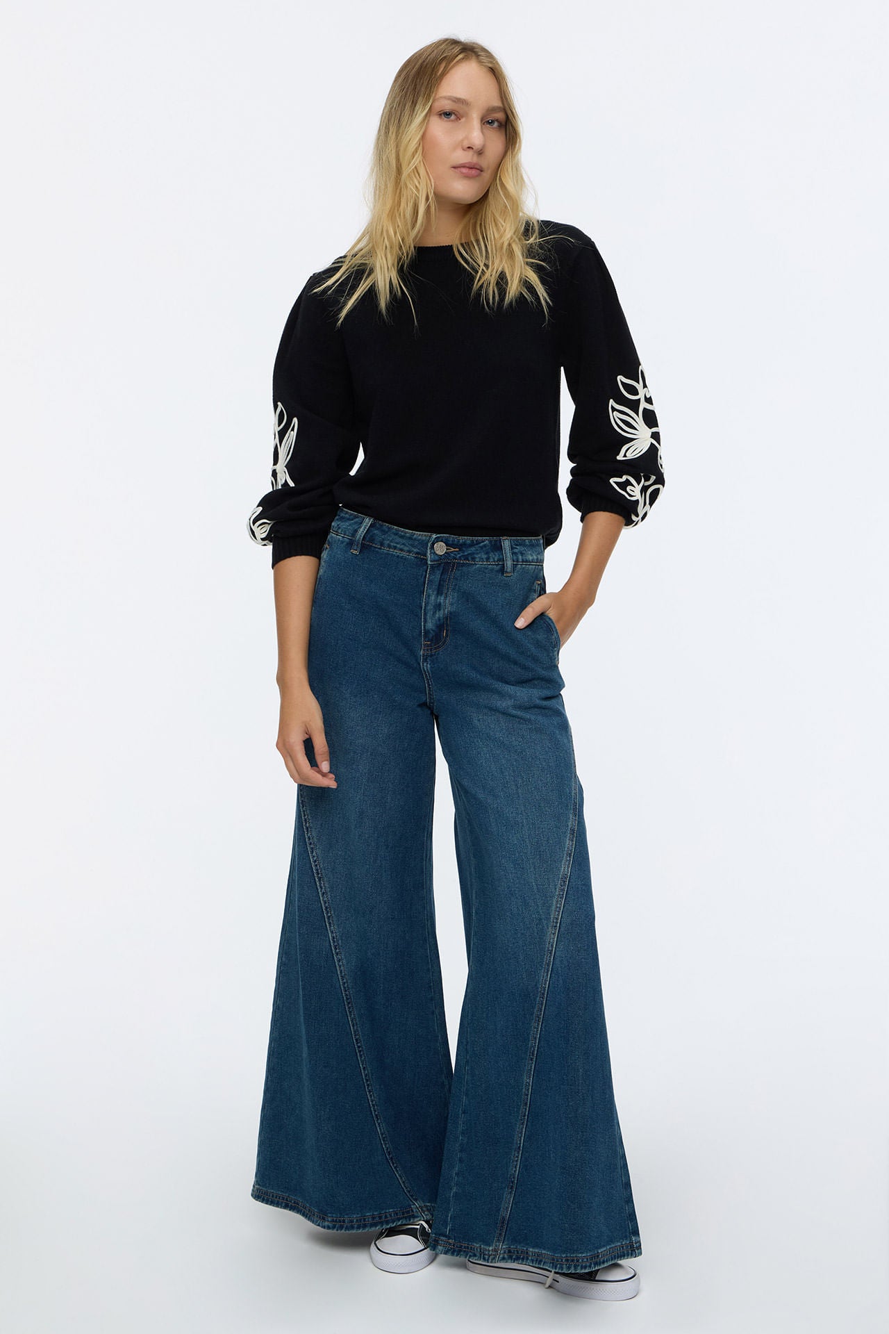 Wide Gash Dark Blue