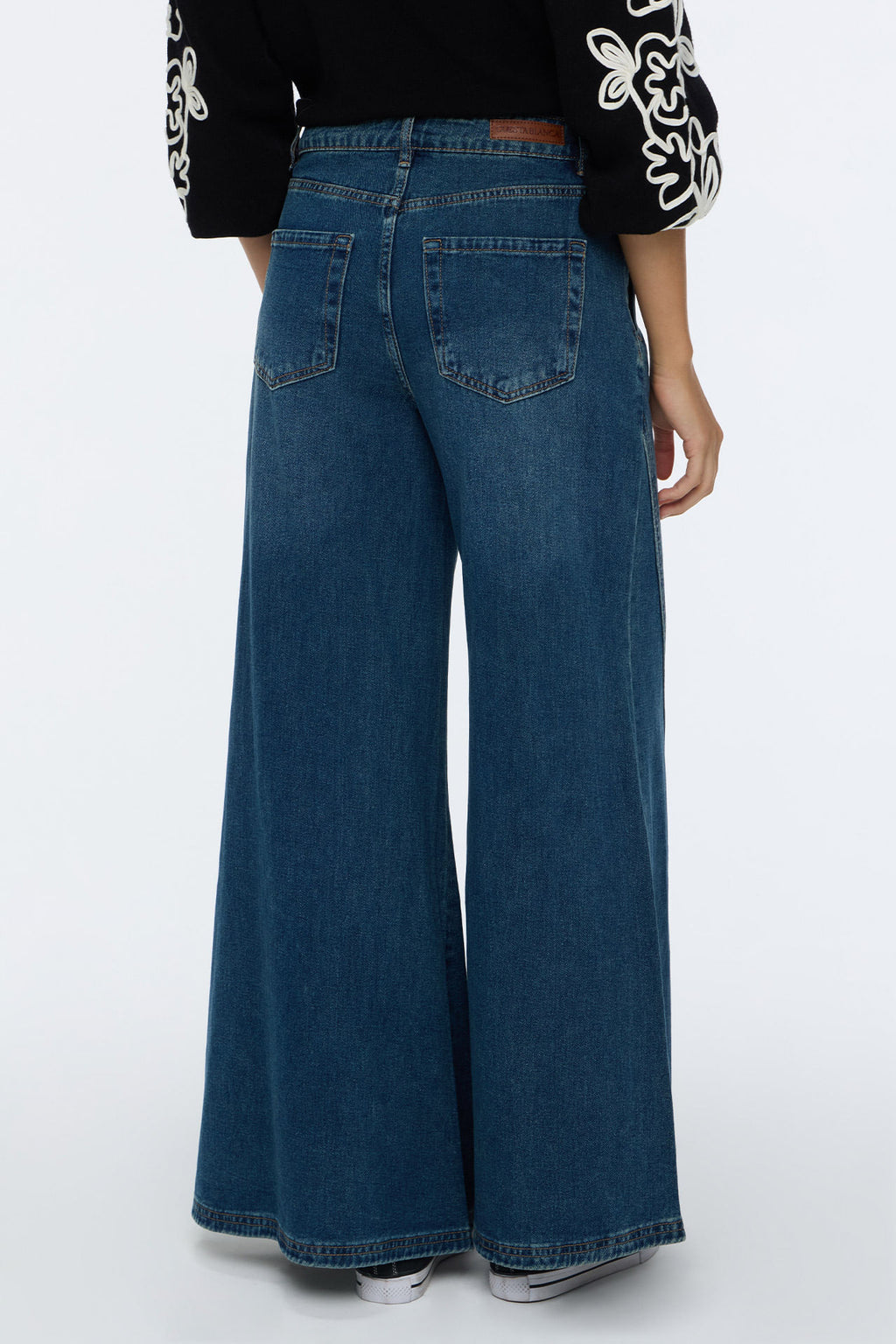 Wide Gash Dark Blue