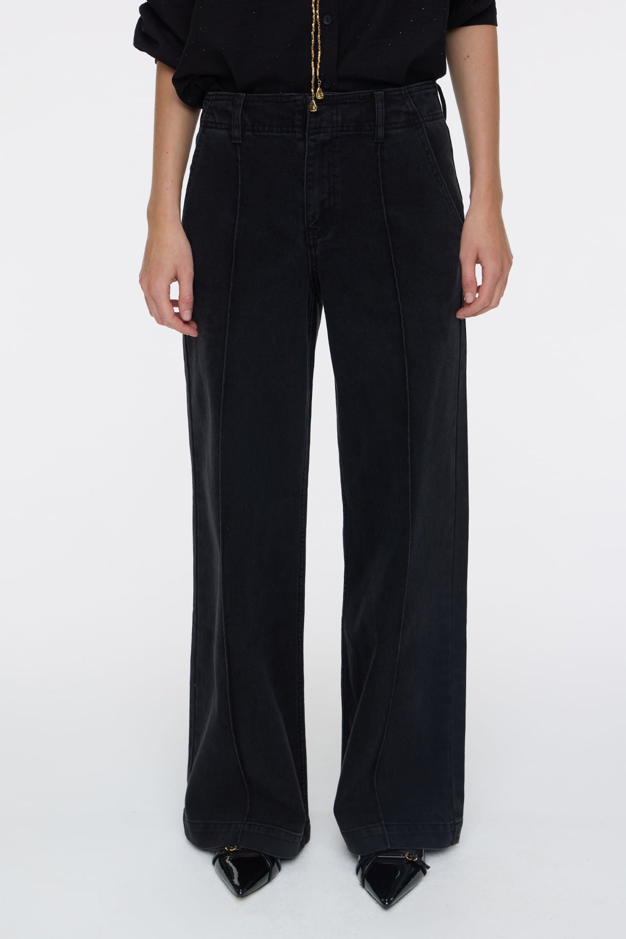 Wide Lines Black