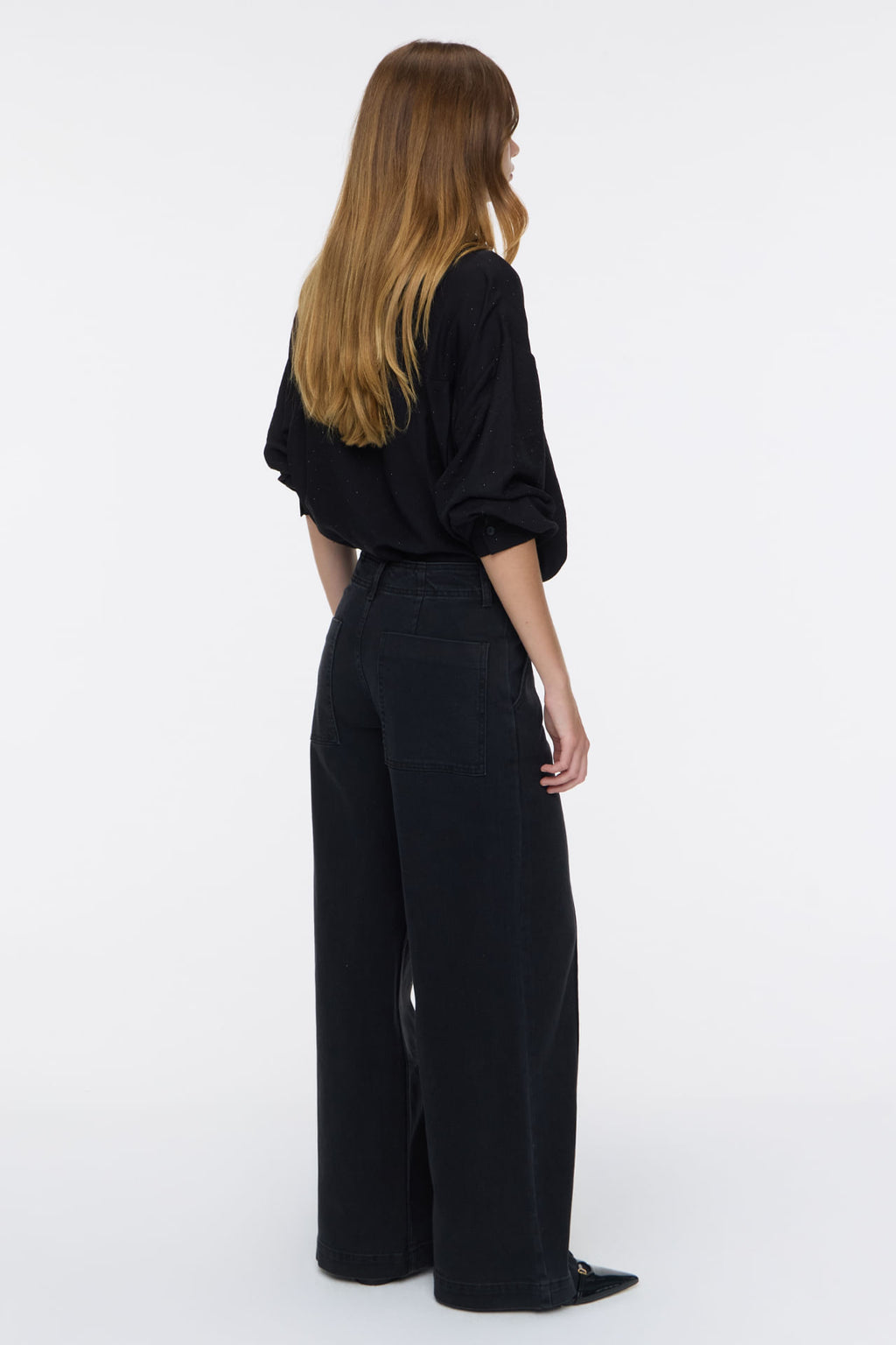 Wide Lines Black