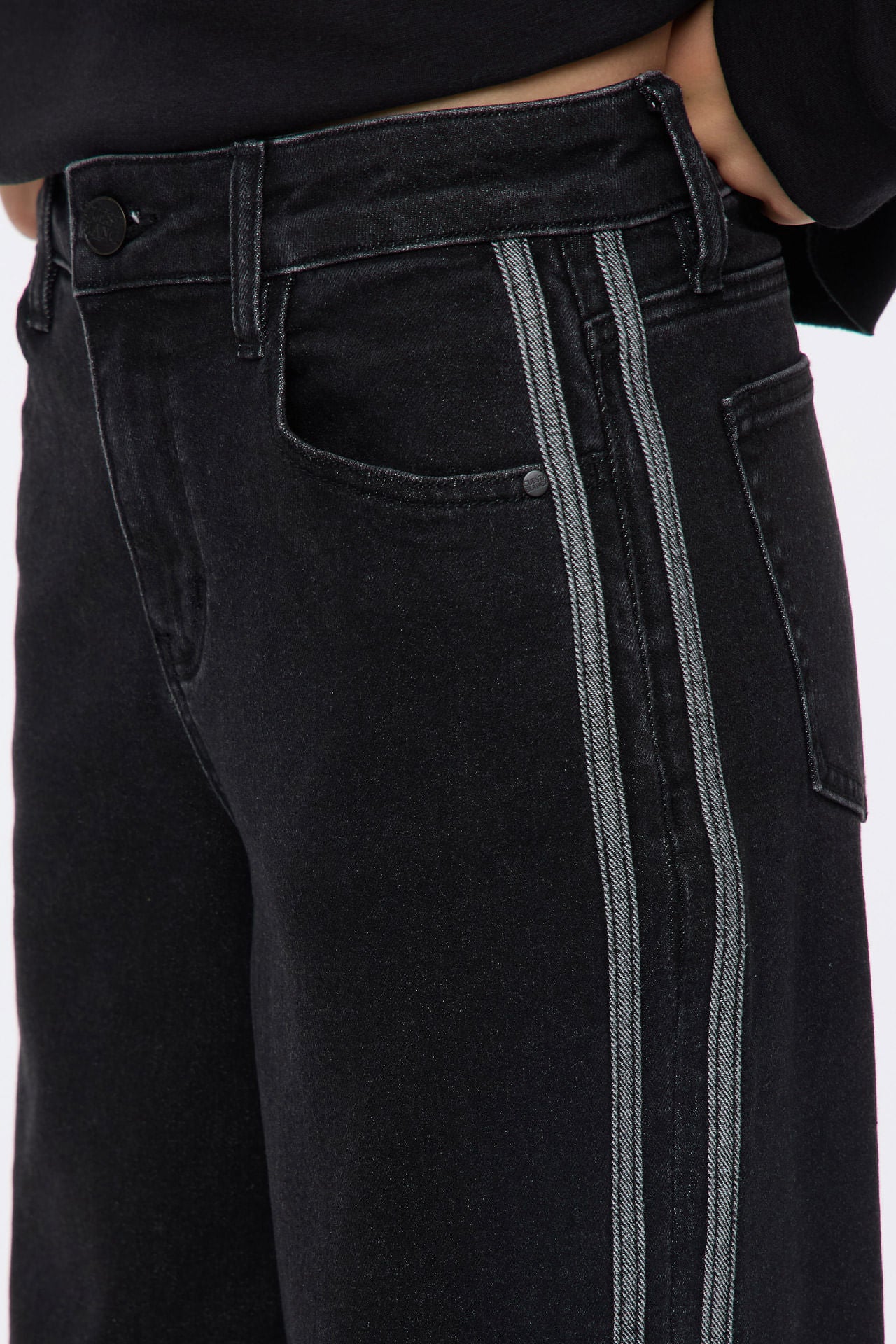 Wide Stripes Black